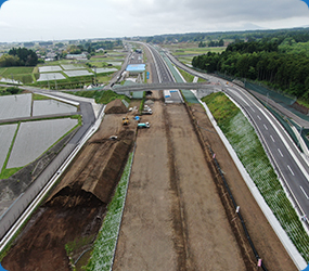 新東名高速道路一色東工事